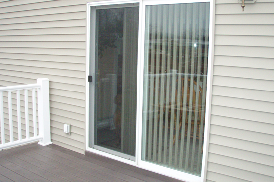 Lawndale-screen-door-repair